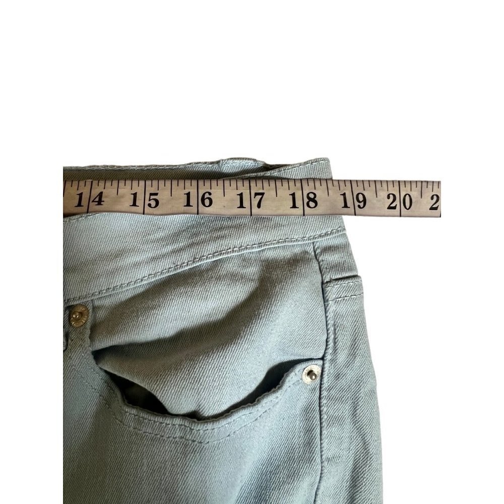 Forever 21 Women's Light Blue Distressed Jeans - Picture 3 of 5